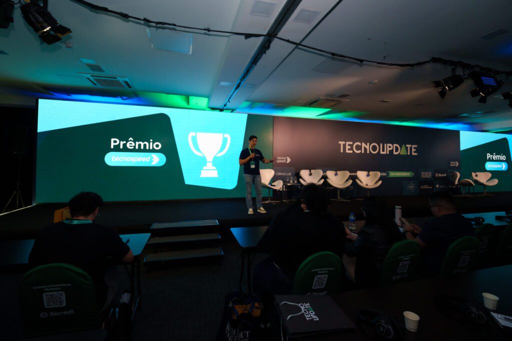 Palestrante anuncia Prêmio Tecnospeed no evento TecnoUpdate